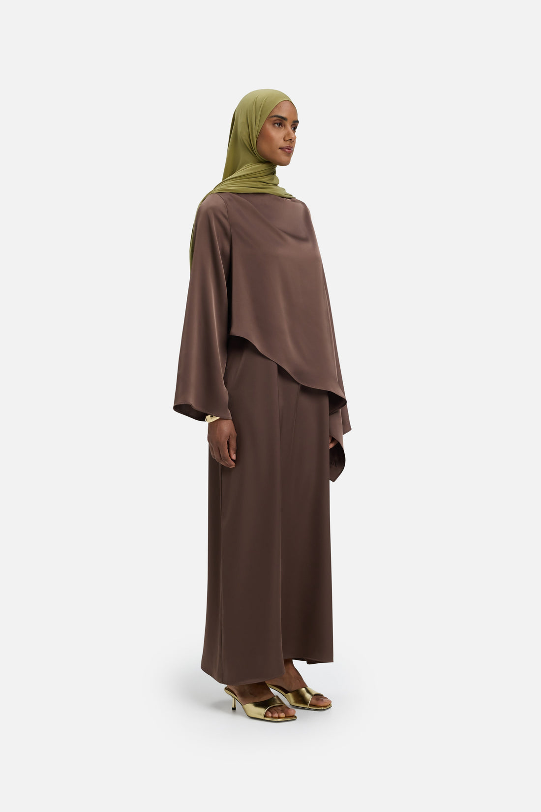 Asymmetric Cape Robe | Ash Brown