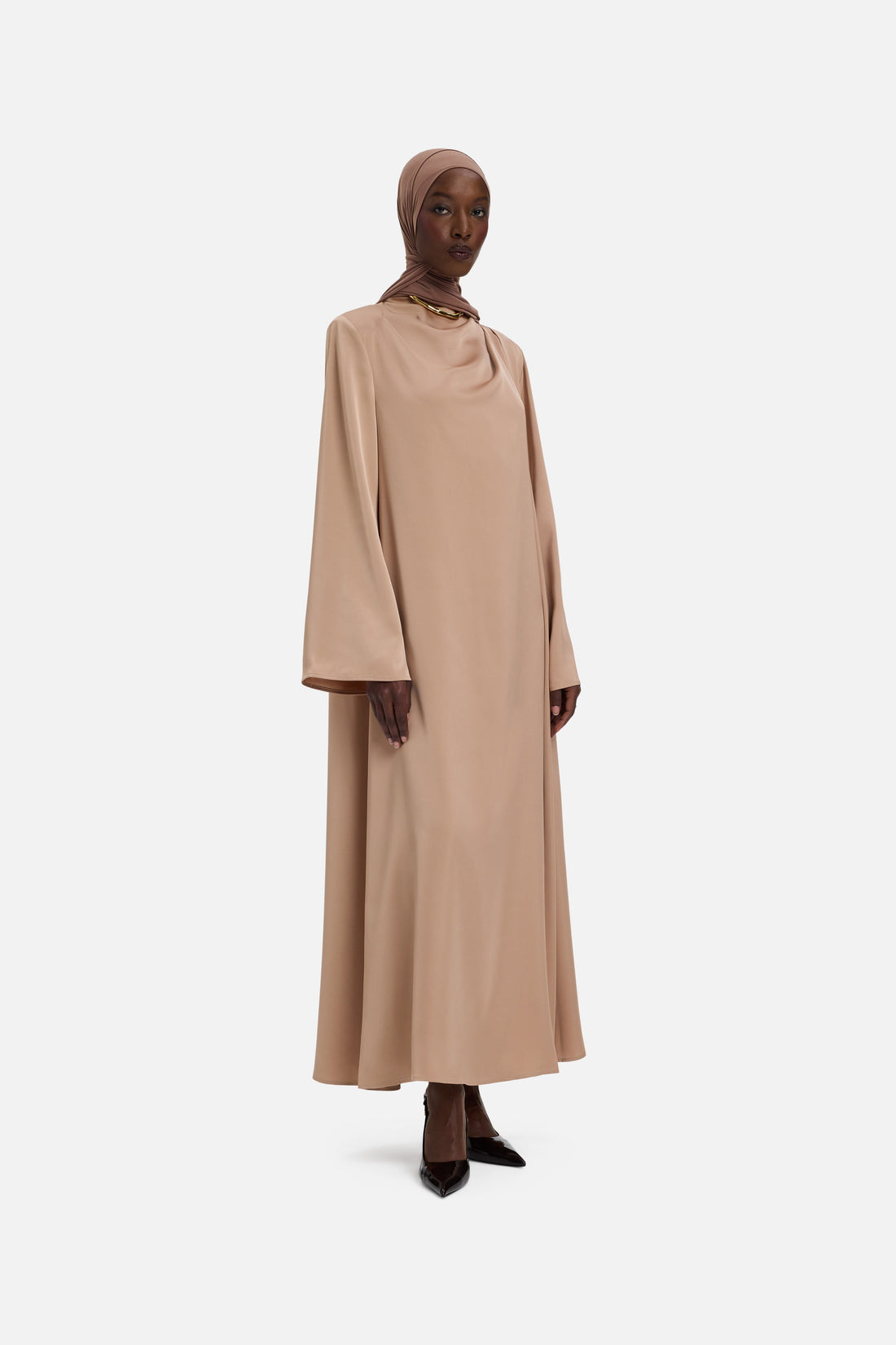 Asymmetric Drape Robe Court | Nougat