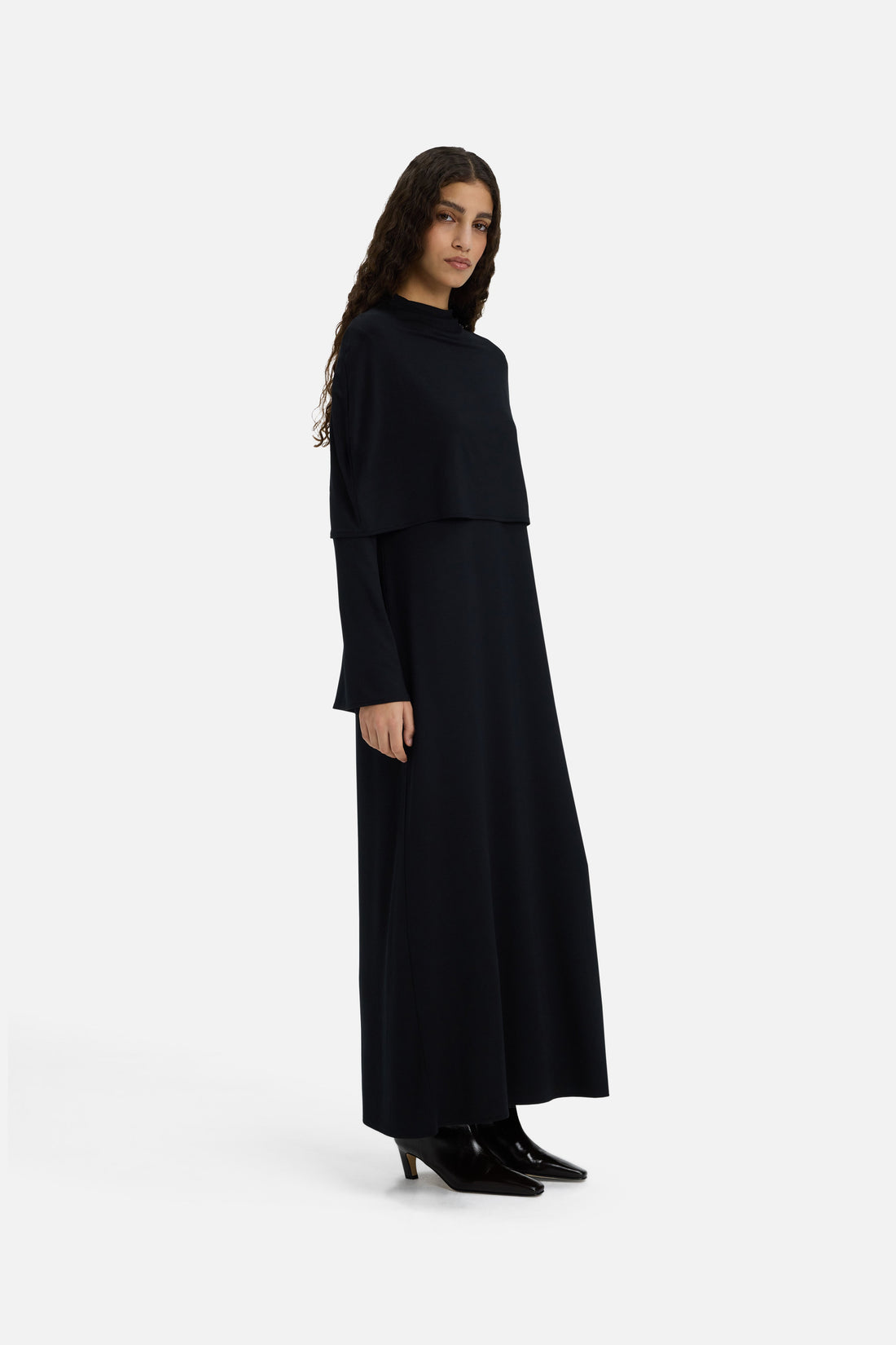 Capelet Robe | Black