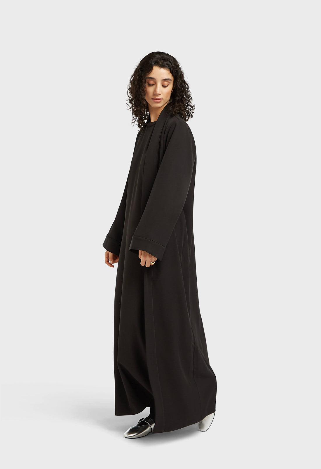 Essentiel Abaya  Court | Black