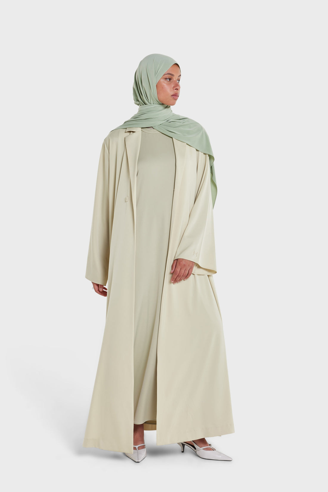 Sleeveless Robe en Satin | Alfalfa