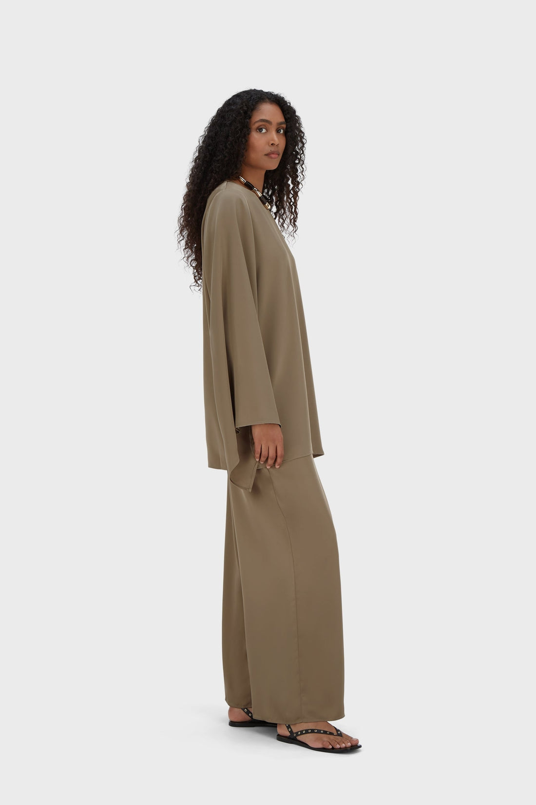 Satin Cape Haut | Taupe