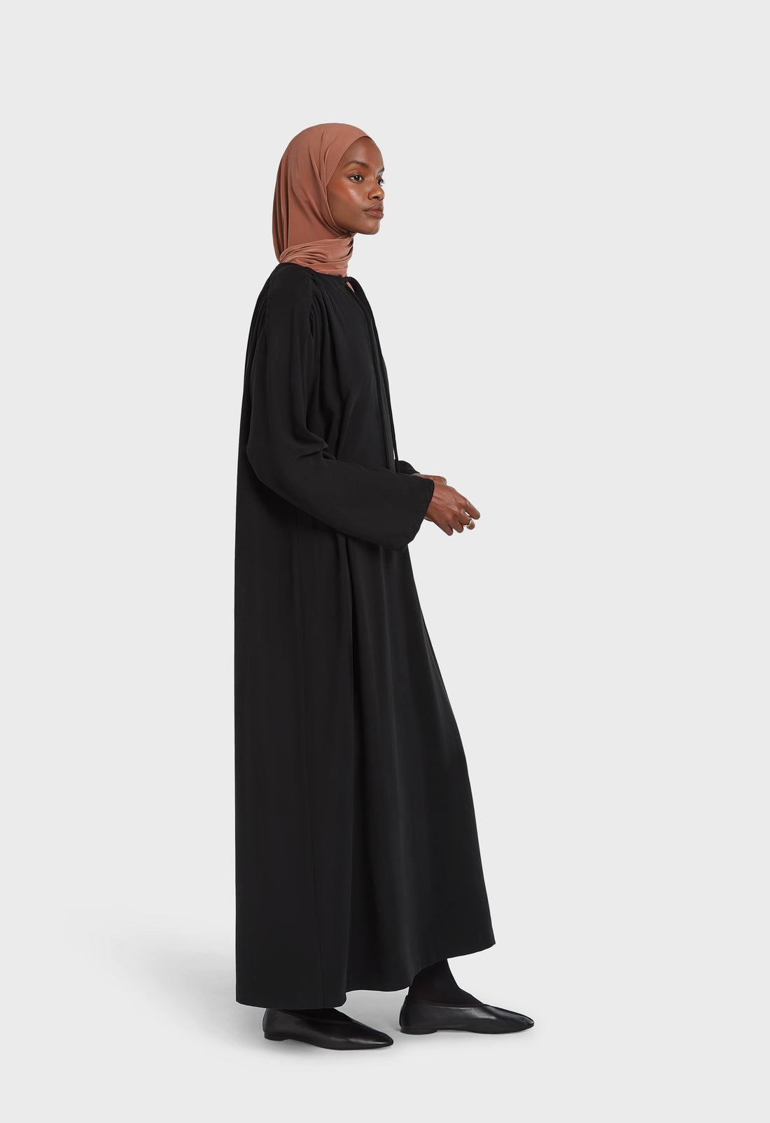 Doux Tissé Tailored Robe | Black